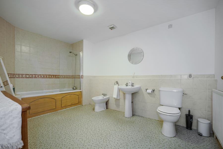 13 Danesfort Park South