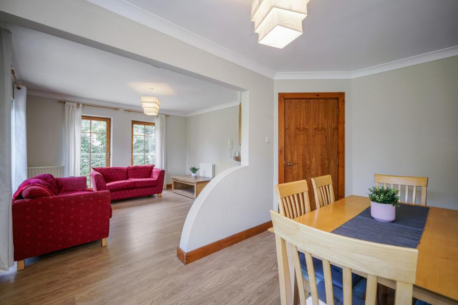 13 Danesfort Park South