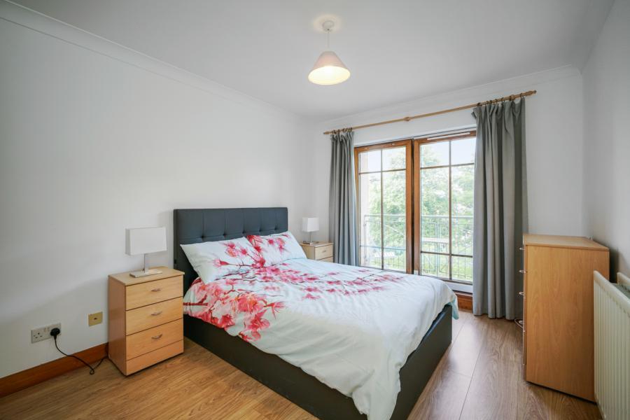 13 Danesfort Park South