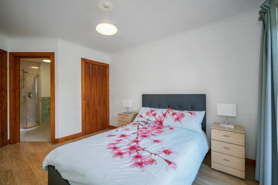 13 Danesfort Park South