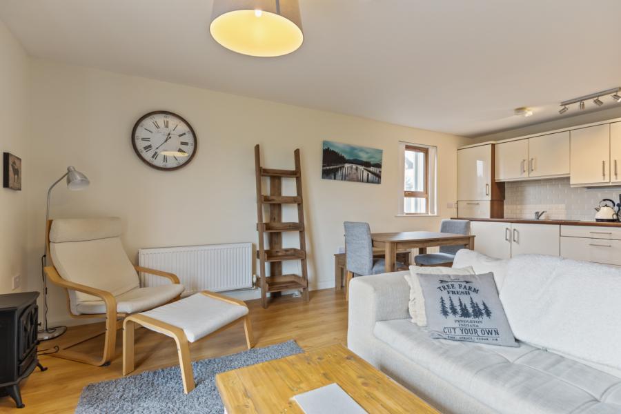 Apartment 5, 5 Galway Park