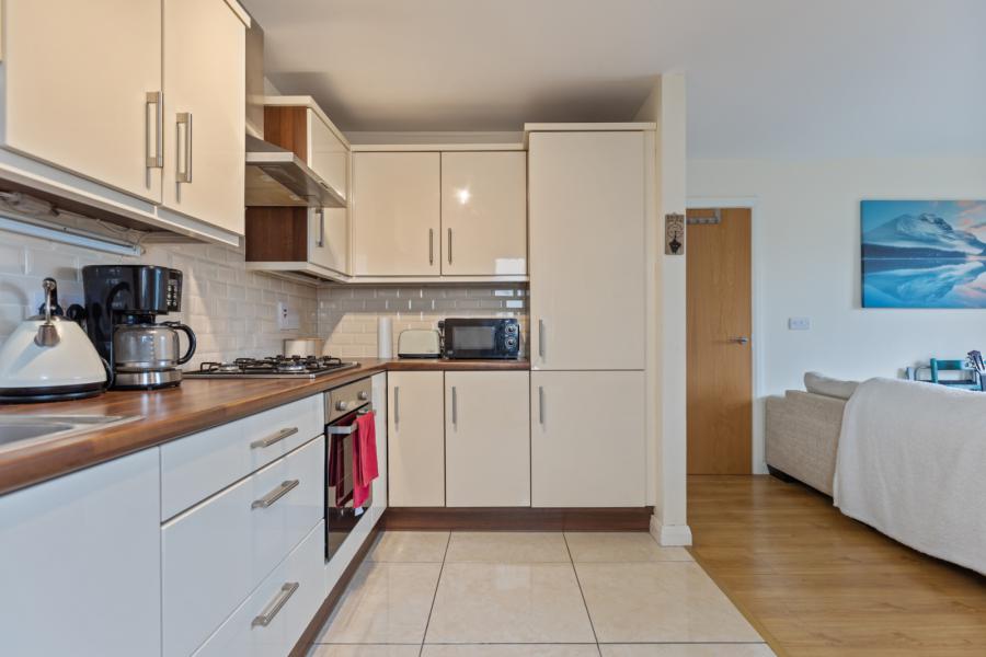 Apartment 5, 5 Galway Park