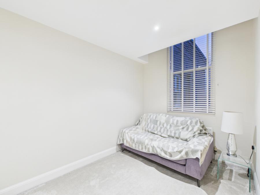 Apartment 1, 18 Adelaide Park