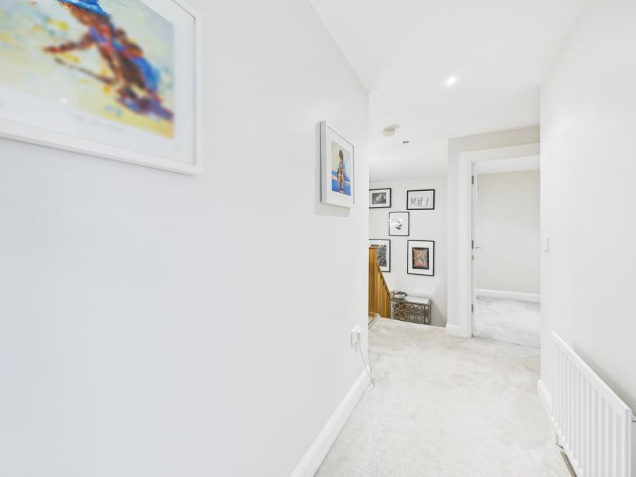 Apartment 1, 18 Adelaide Park