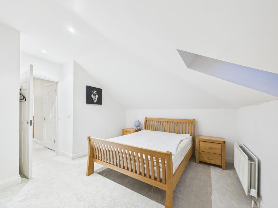 Apartment 1, 18 Adelaide Park