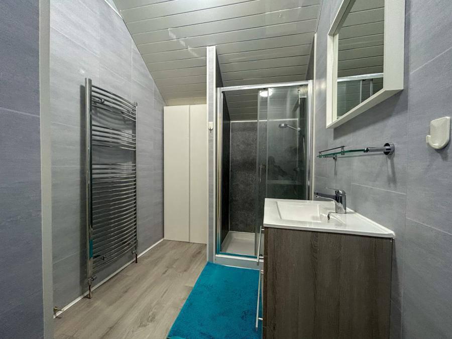 Apartment C, 105 Ulsterville Avenue