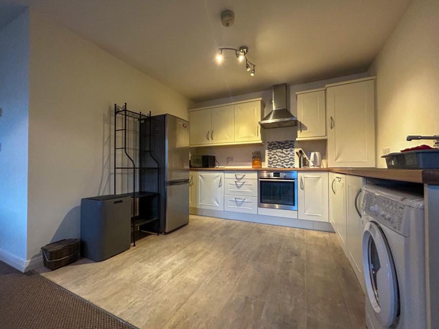 Apartment C, 105 Ulsterville Avenue