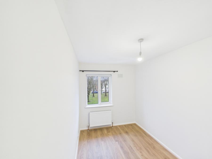 47 Clarawood Cresecent