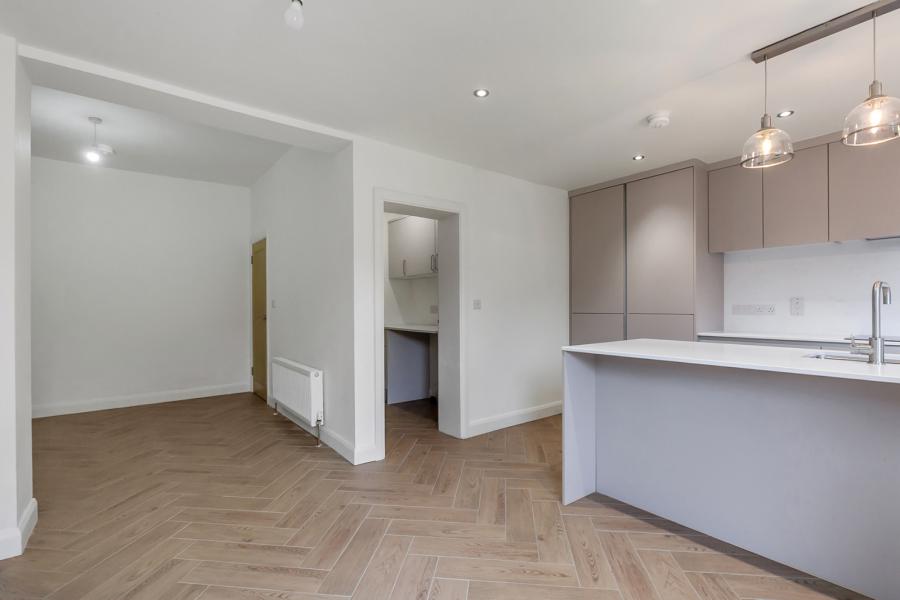 300 Castlereagh Road