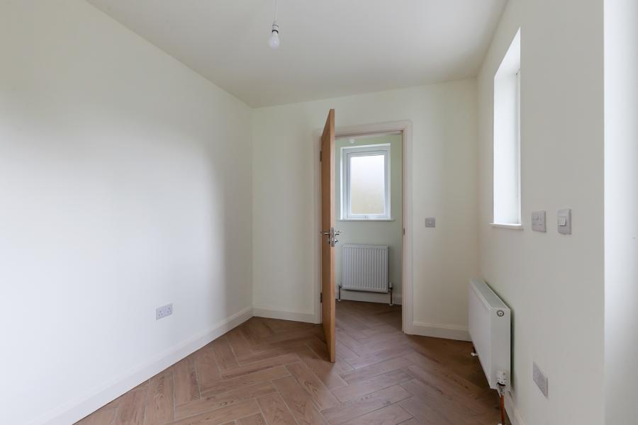 300 Castlereagh Road