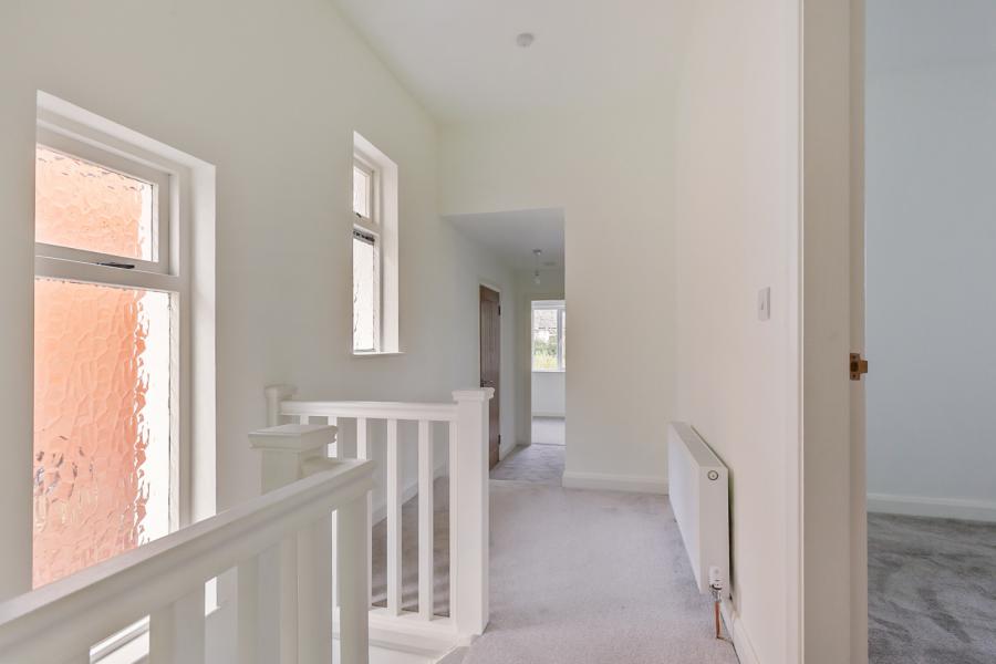 300 Castlereagh Road