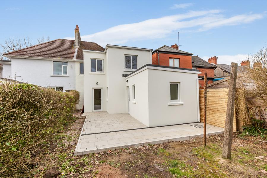 300 Castlereagh Road