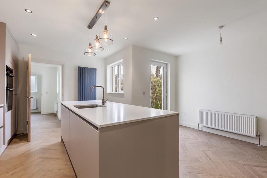 300 Castlereagh Road