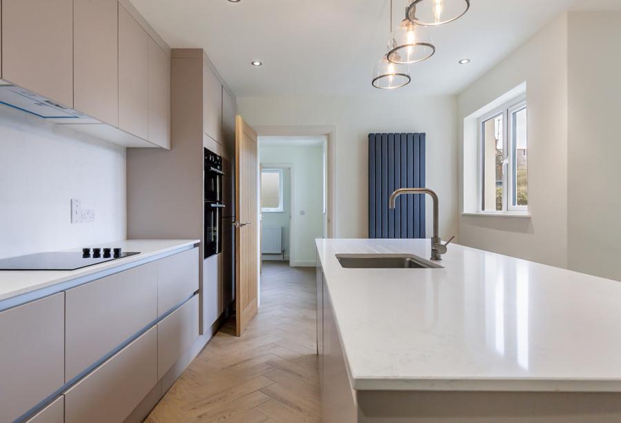 300 Castlereagh Road