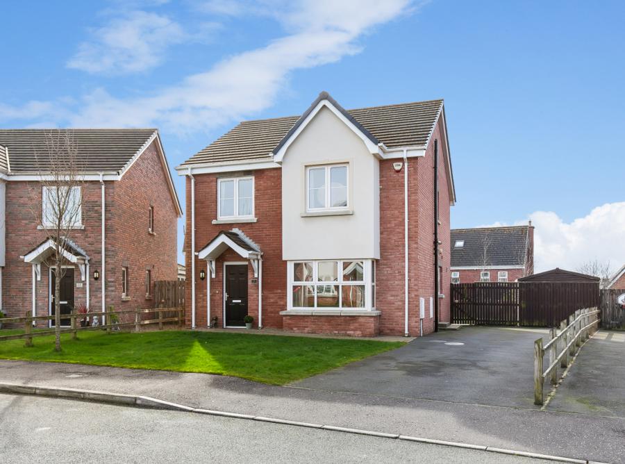 15 Millreagh Heights, Dundonald, Belfast, BT16 1TP