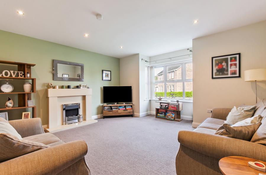 15 Millreagh Heights