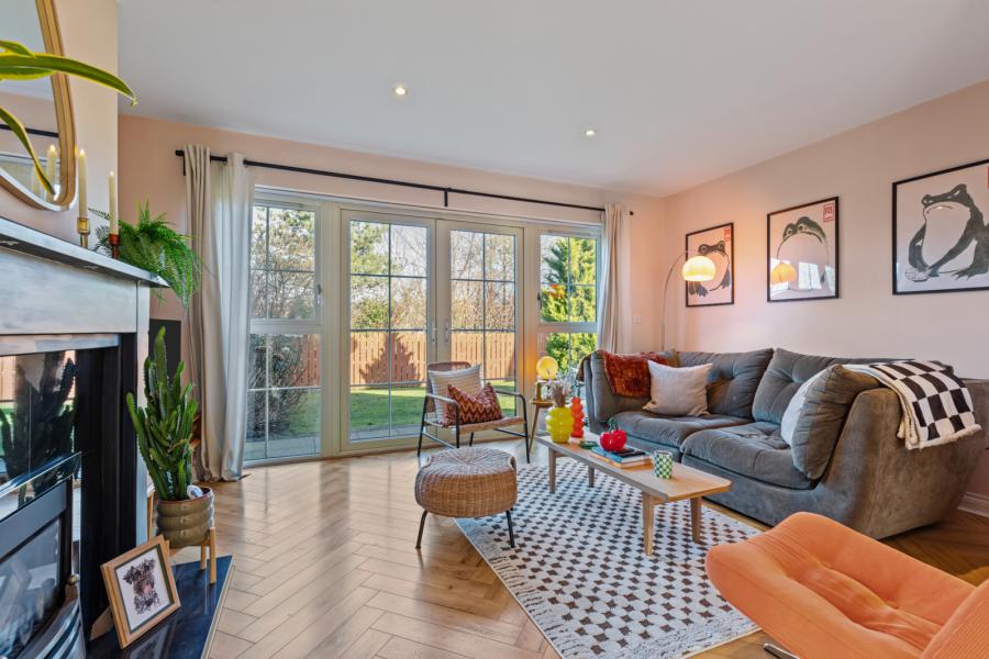 91 Coopers Mill Avenue