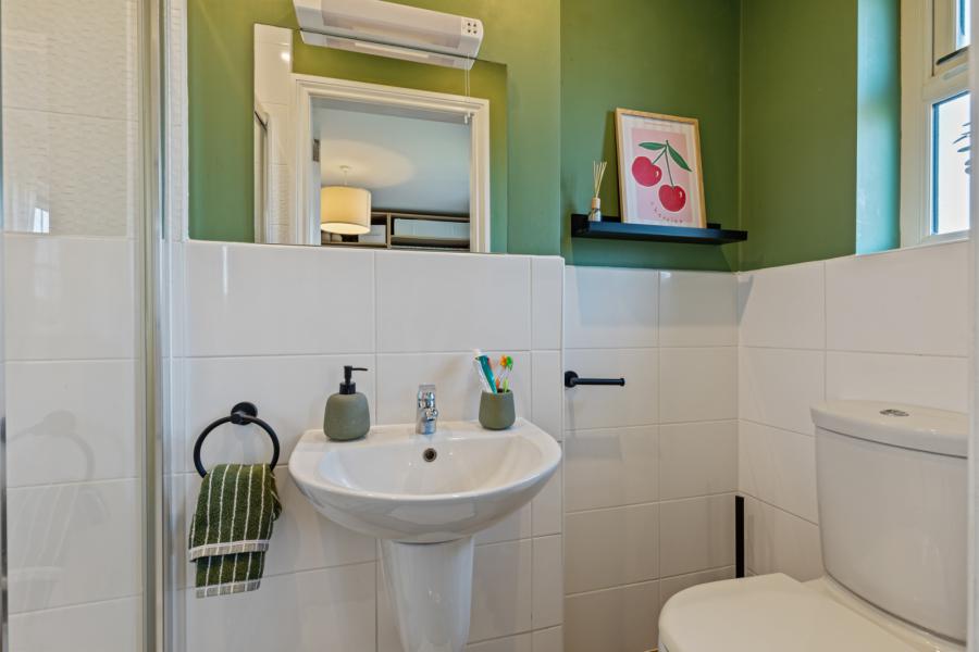 91 Coopers Mill Avenue