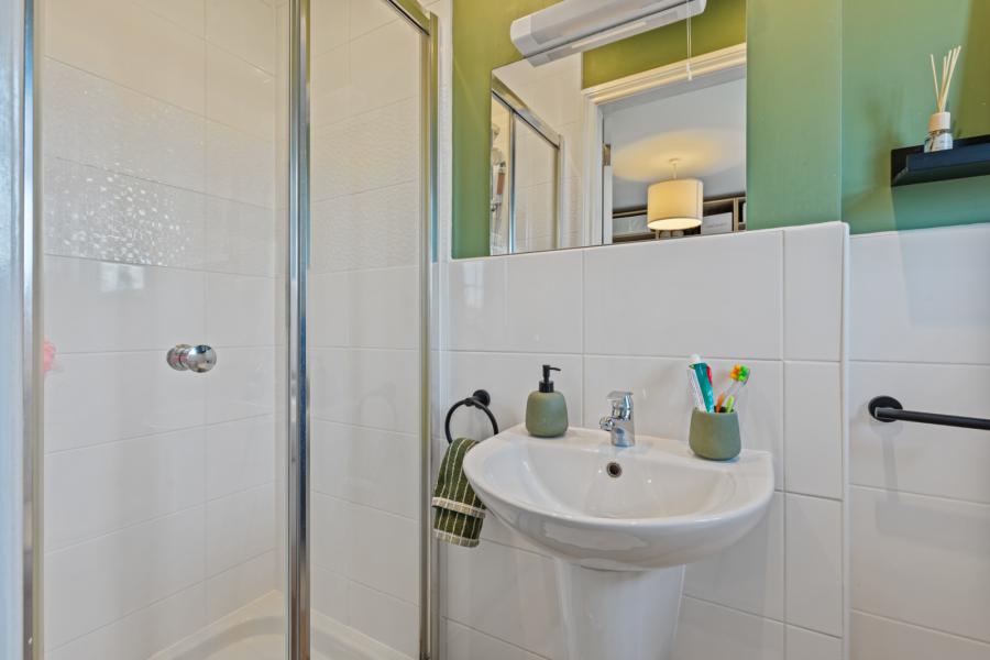 91 Coopers Mill Avenue