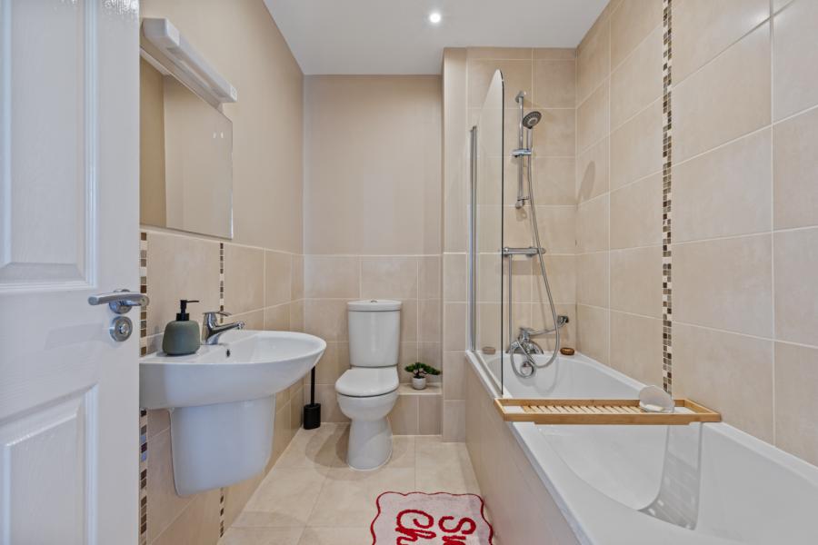 91 Coopers Mill Avenue