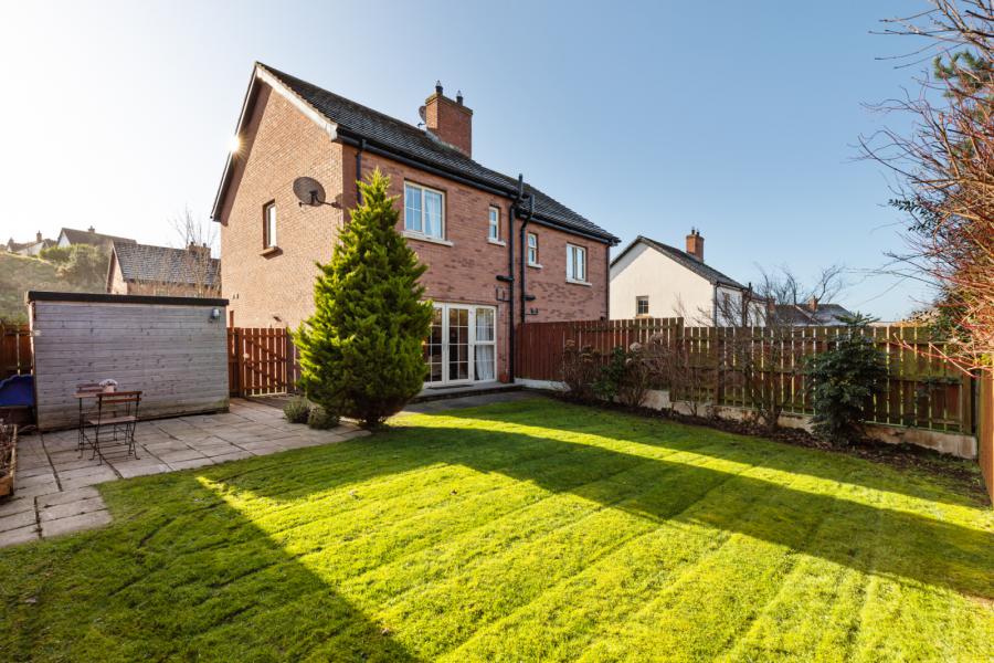 91 Coopers Mill Avenue