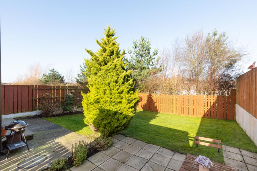 91 Coopers Mill Avenue