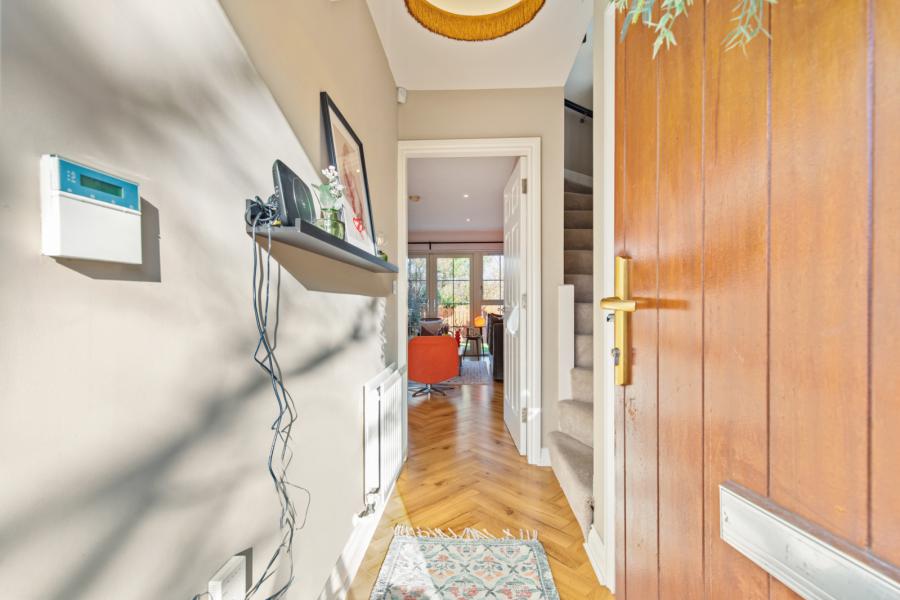 91 Coopers Mill Avenue