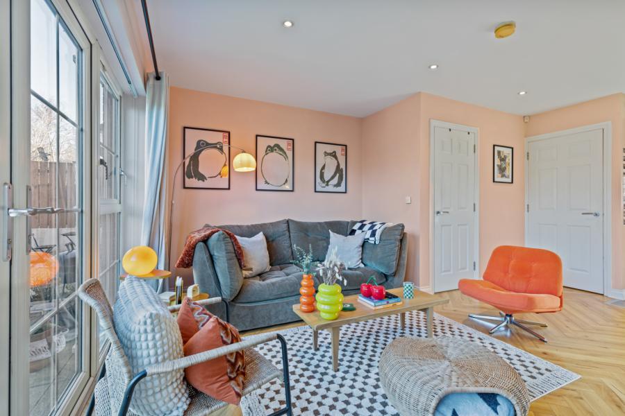 91 Coopers Mill Avenue