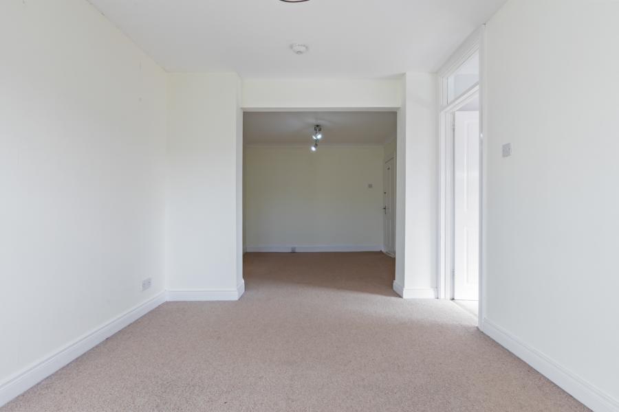 98 Orangefield Crescent