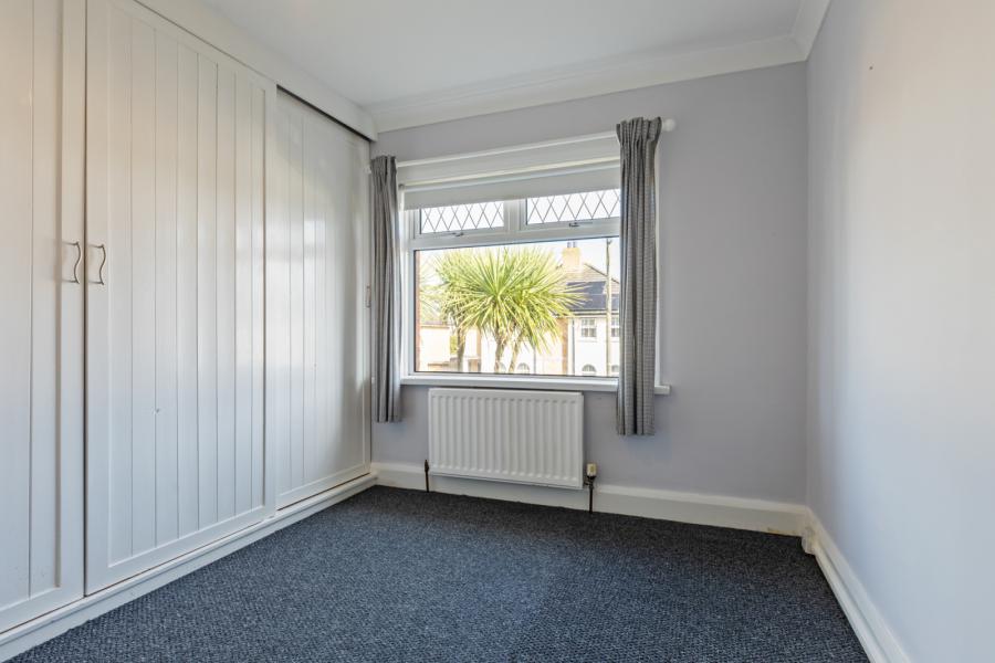 98 Orangefield Crescent