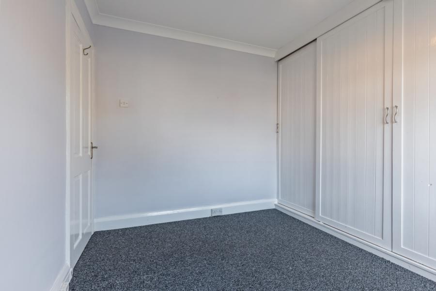 98 Orangefield Crescent