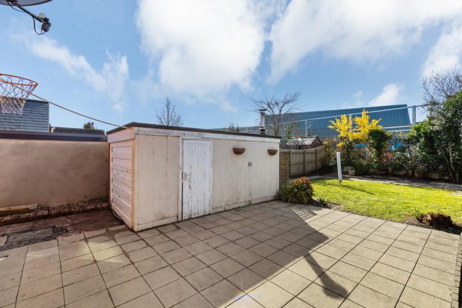 98 Orangefield Crescent