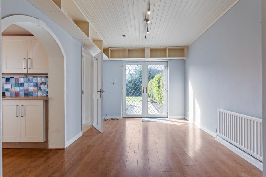 98 Orangefield Crescent