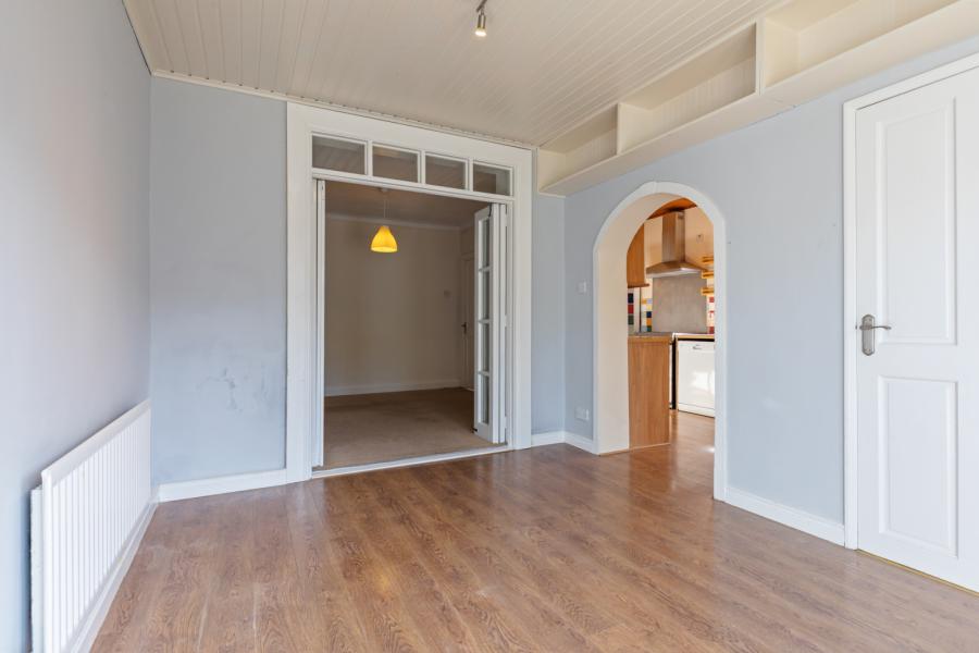 98 Orangefield Crescent