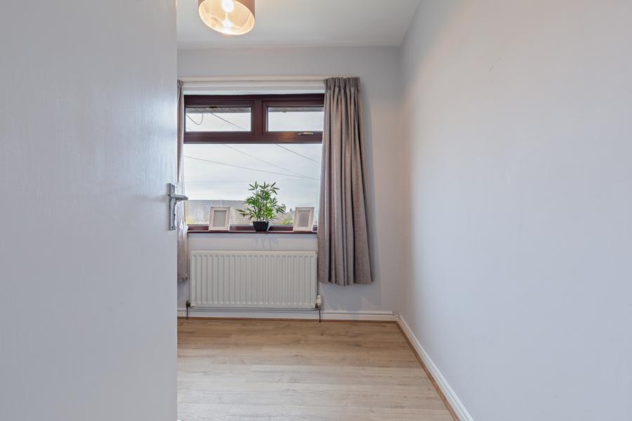 13 Lower Braniel Road