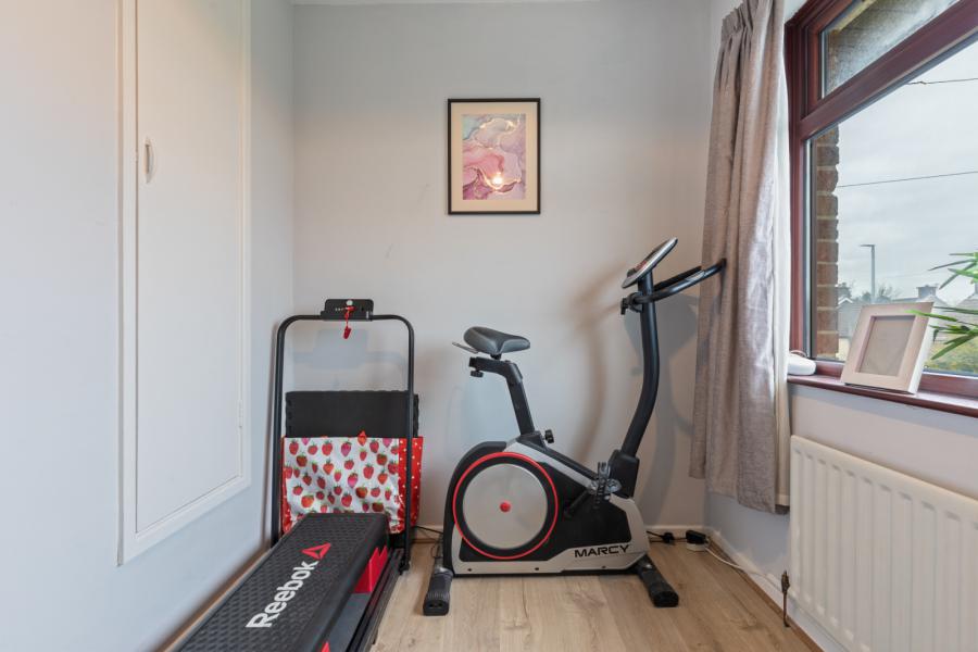 13 Lower Braniel Road