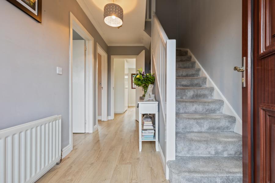 13 Lower Braniel Road