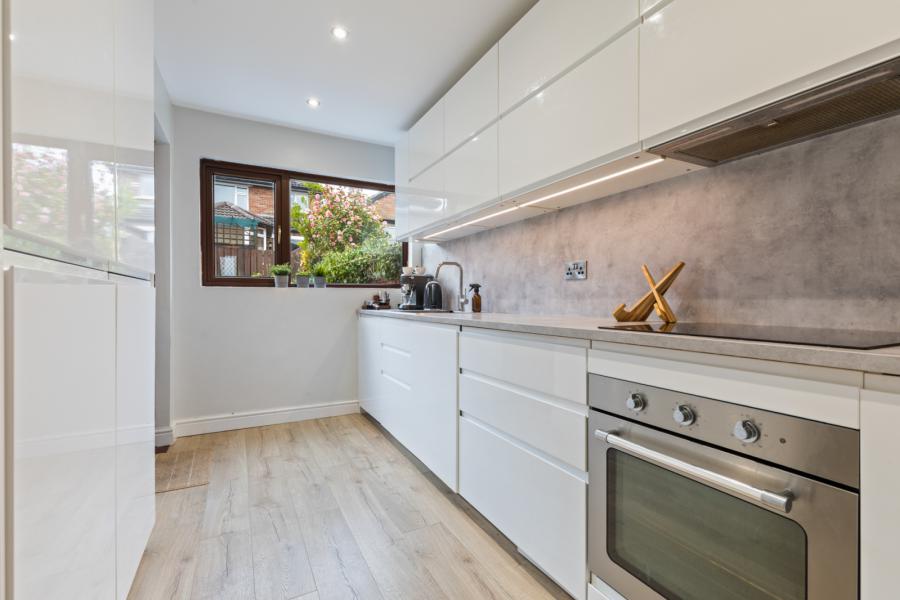 13 Lower Braniel Road