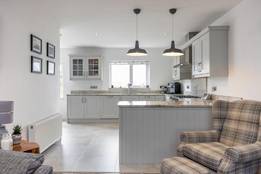 4 Bloomfield Park West