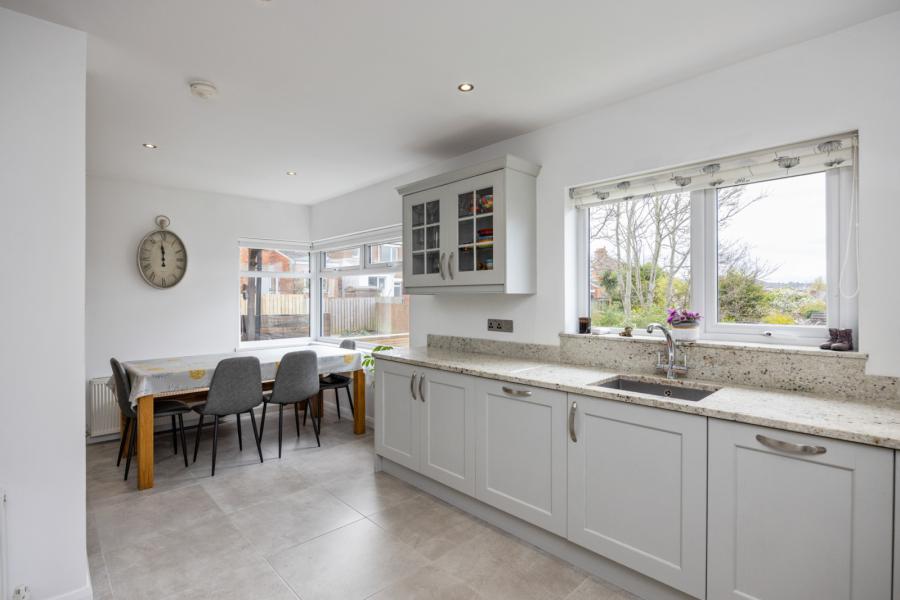 4 Bloomfield Park West