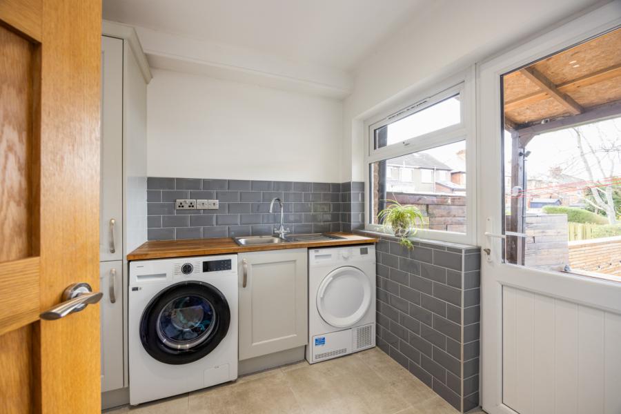 4 Bloomfield Park West