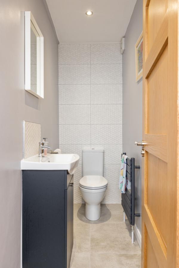 4 Bloomfield Park West