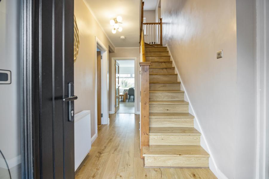 4 Bloomfield Park West