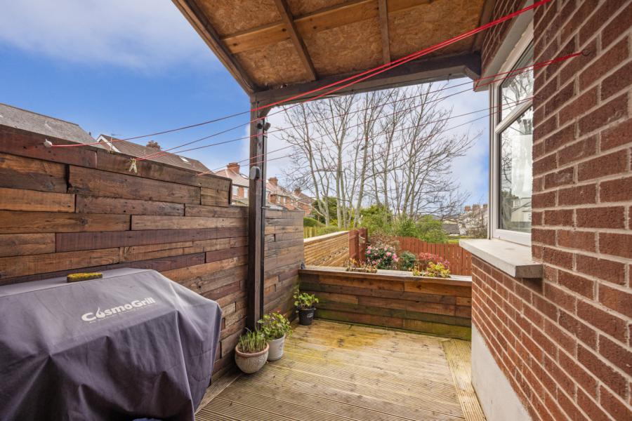 4 Bloomfield Park West