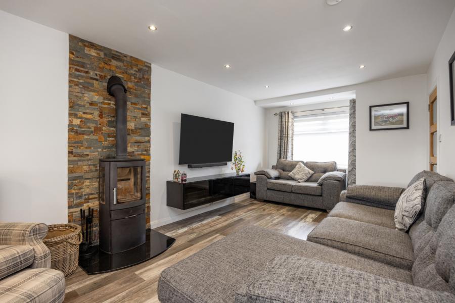 4 Bloomfield Park West