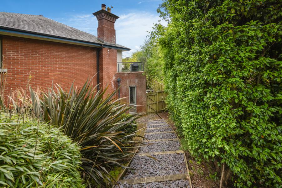 26 The Walled Garden