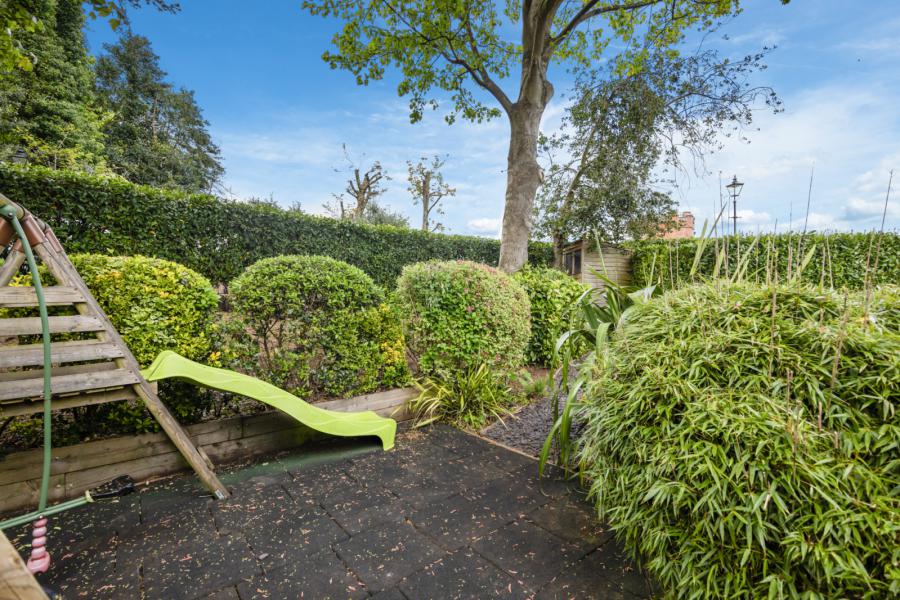 26 The Walled Garden