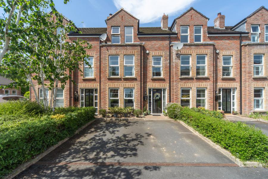 33 Strathearn Lane