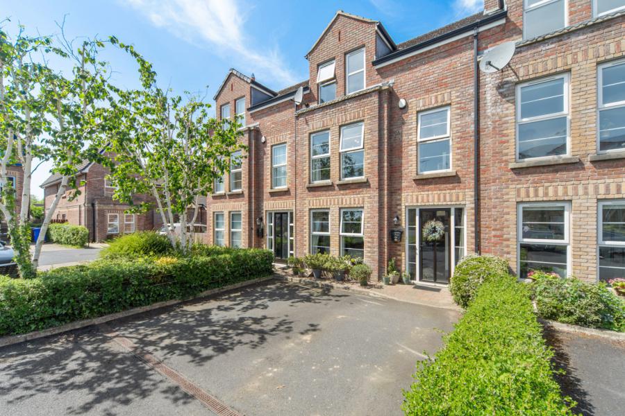 33 Strathearn Lane
