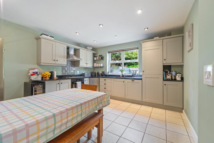 33 Strathearn Lane